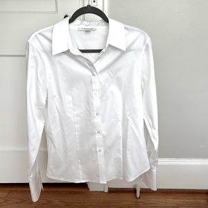 Women’s Non-iron button down